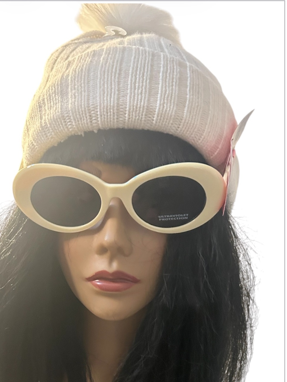 NWTs Classic Oval Cream Women’s Sunglasses - UV Protection